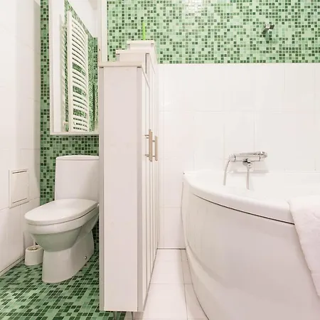 Apartment Tairovo Usmivka Odesa